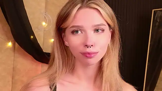 Chat XXX en directo de Sierra_Fane