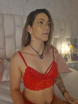 ClaradelMar XXX чат на живо