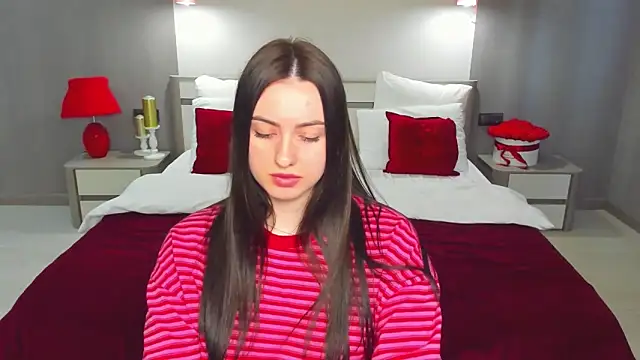 Chat XXX en directo de Christina_Enigma