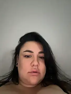Chat XXX en directo de SwittieKendra