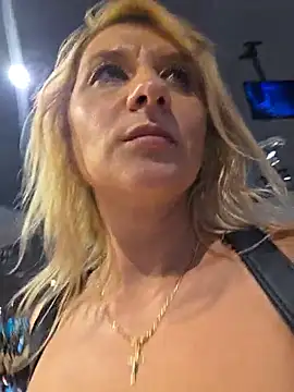 KaylinJan live XXX chat
