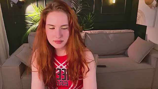 צ'אט XXX בשידור חי של ChloeAster
