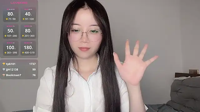 77-Vicky's Live XXX Chat