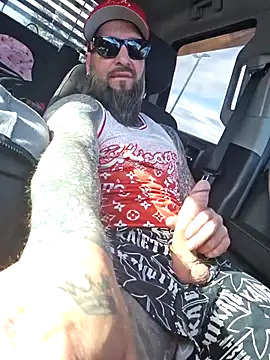 Beardedtattood Chat XXX live