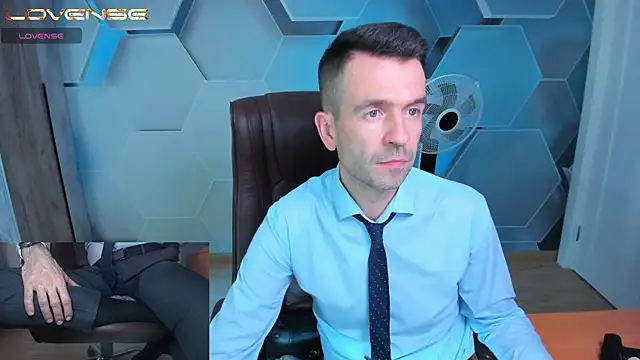 Czat XXX na żywo – SteveTiger