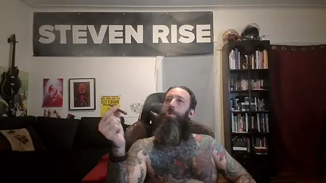 XXX chat uživo modela StevenRiseNYC