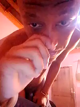hunxho59 Show in webcam