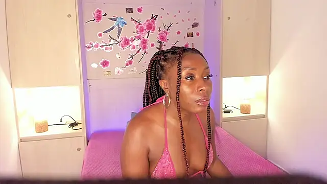 TaylorBloom's Live XXX Chat