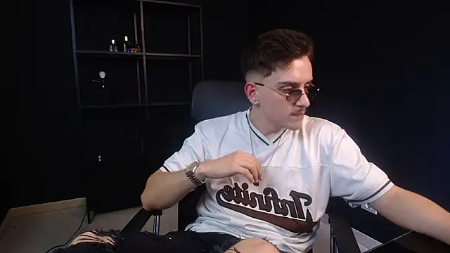 Chat XXX en directo de FelixStarkk