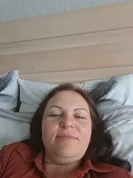 Meri_a Chat XXX in diretta