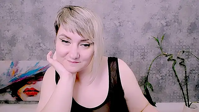 Chatroom XXX en direct de Djullia