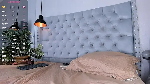 Monika-Ruiz – Naživo XXX chat