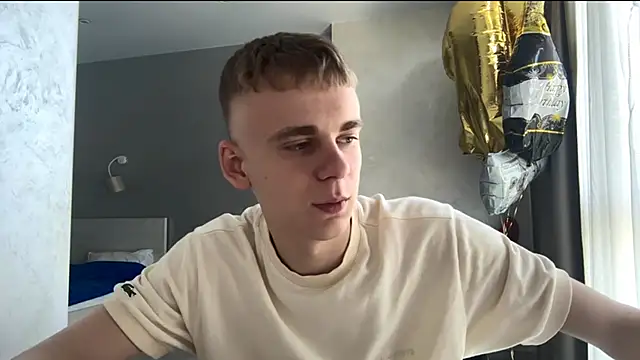 SoloFury 라이브 XXX 채팅