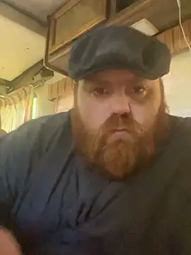 Bigfarmdaddy69 网络视讯表演