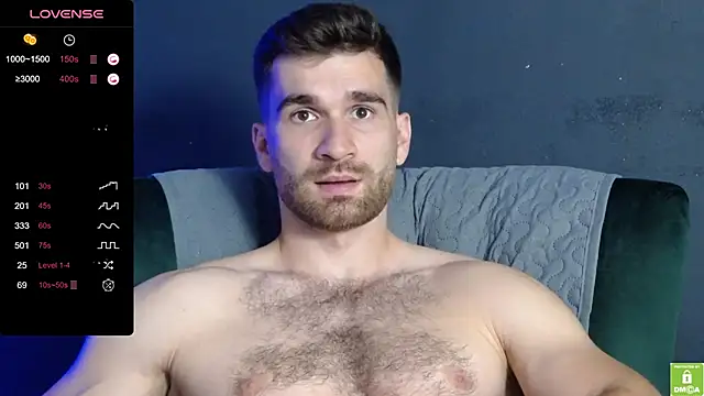 XXX chat uživo modela damongold