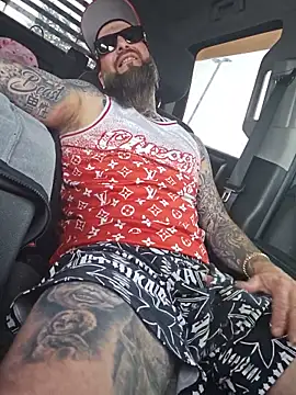 دردشة Beardedtattood الجنسية المباشرة