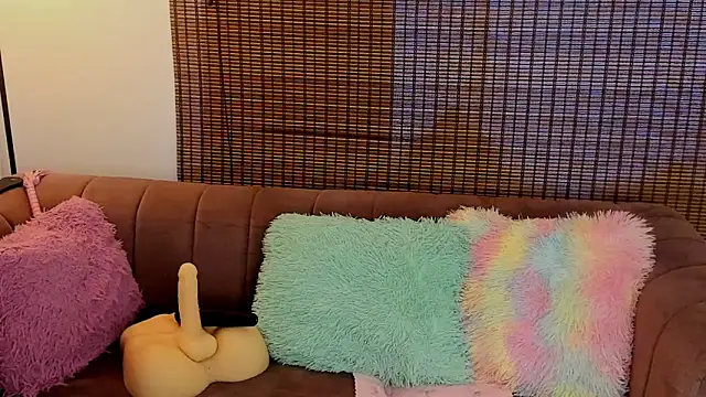 ariana_cross' Live XXX Chat