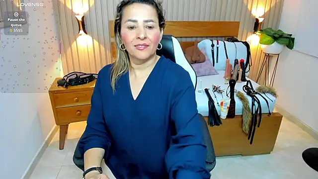 luciana_ballesteros_ Chat XXX in diretta