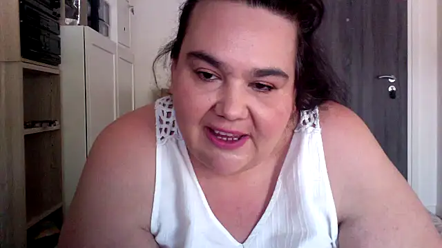 Niny84 Chat XXX in diretta