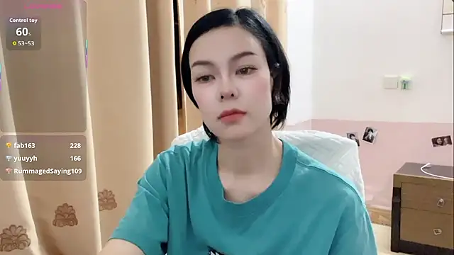 Linda-LL Adlı Modelin Canlı XXX Sohbeti