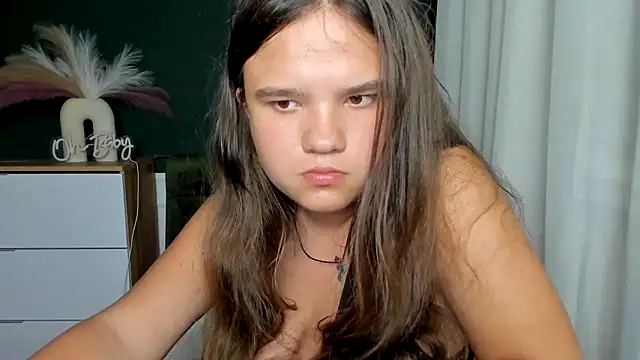 AdeleCruz's Live XXX Chat