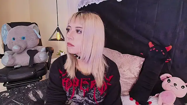 IvyBelle_ Chat XXX in diretta