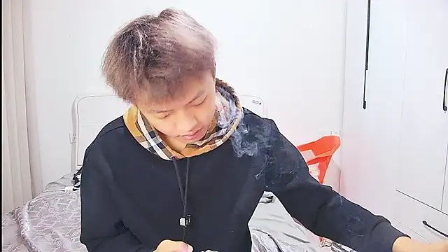 Chocolates-001's Live XXX Chat