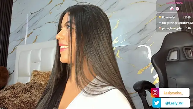lesly1w Chat XXX live