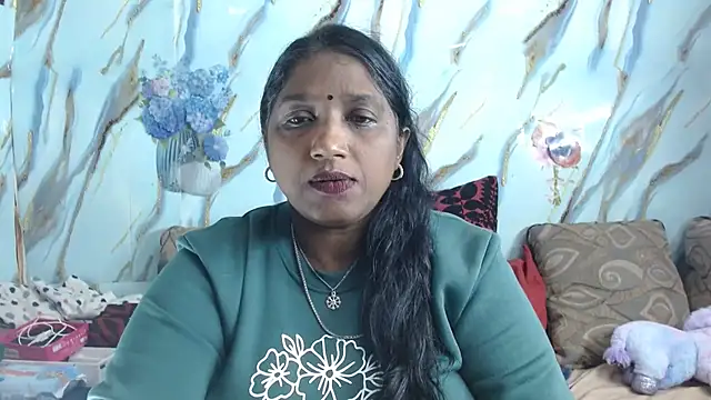 Chat +18 de Indian_tracy ao vivo