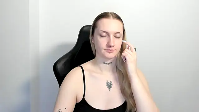 Онлайн чат XXX AlexaTease