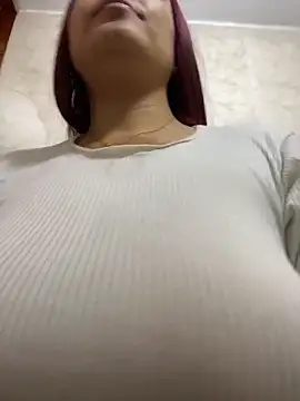 Chat +18 de Mely_ec ao vivo