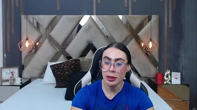 Chat +18 de MartinaaFit ao vivo