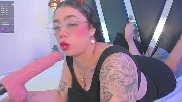 Chat XXX en directo de antonelllepiercee