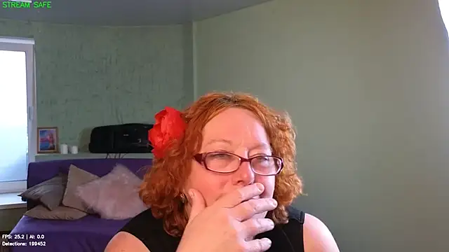 Fara_Flutte – Live XXX-chat