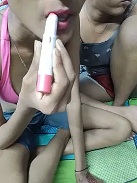 دردشة Virgin_Girlss الجنسية المباشرة