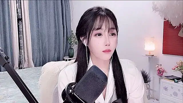 Laura_520のライブXXXチャット