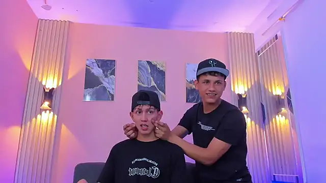 Chat XXX ao vivo de Marcus_and_Tony