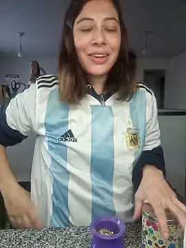 XXX chat uživo modela argeisha