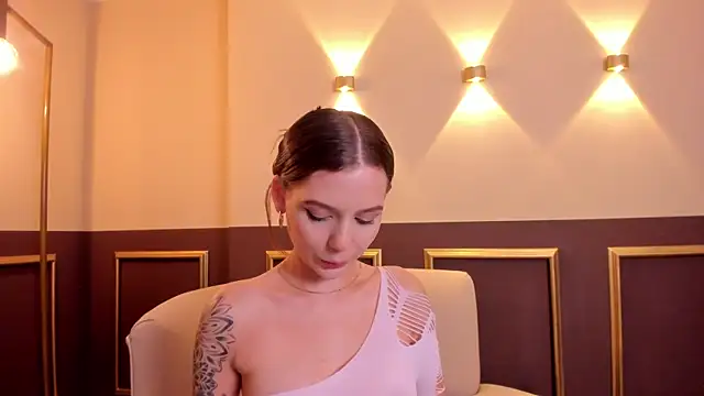 Czat XXX na żywo – Miranda_Clarck