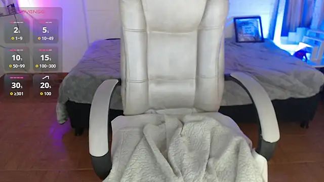 Tiana_27 Live XXX-Chat