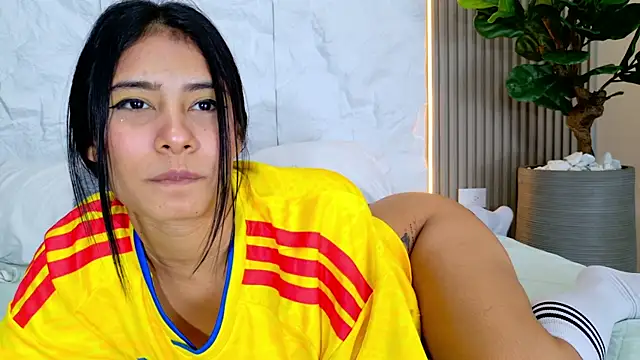 צ'אט XXX בשידור חי של LaurenRodriiguez