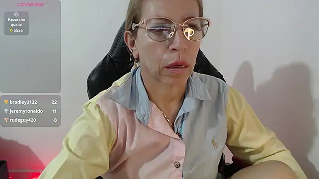 Živý XXX chat Chayla_Ruiz
