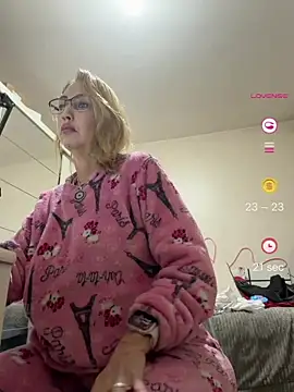 RAIRAsexy 现场XXX聊天