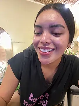 Chat XXX en directo de TS-SimplyTheBest