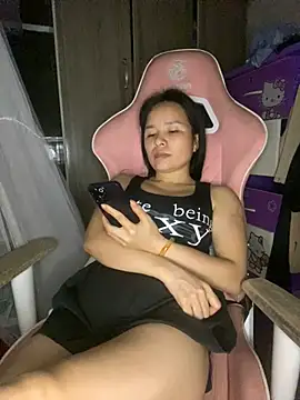 Ivy_Trix2's Live XXX Chat