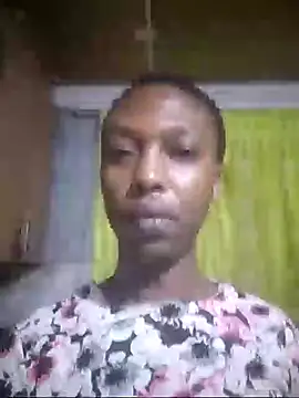 Chat +18 de Blackhornybitc ao vivo