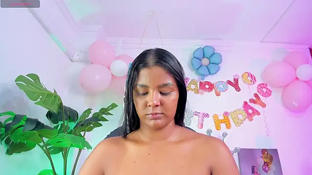 JANYLOVE__ Adlı Modelin Canlı XXX Sohbeti
