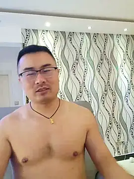 guozuo's Live XXX Chat
