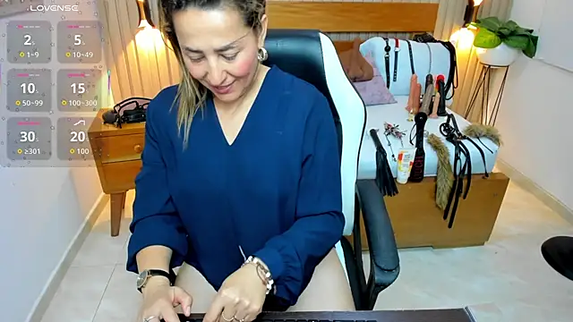 Czat XXX na żywo – luciana_ballesteros_
