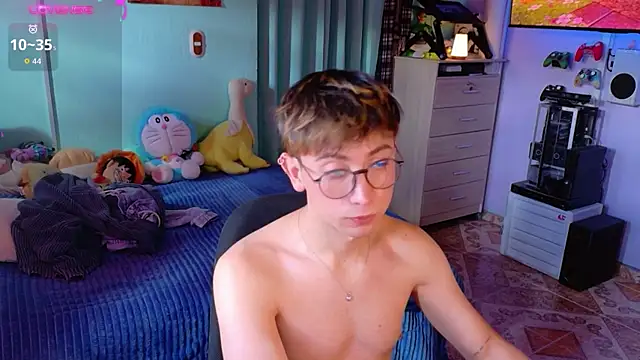Chris_Blake_ Live XXX Chat